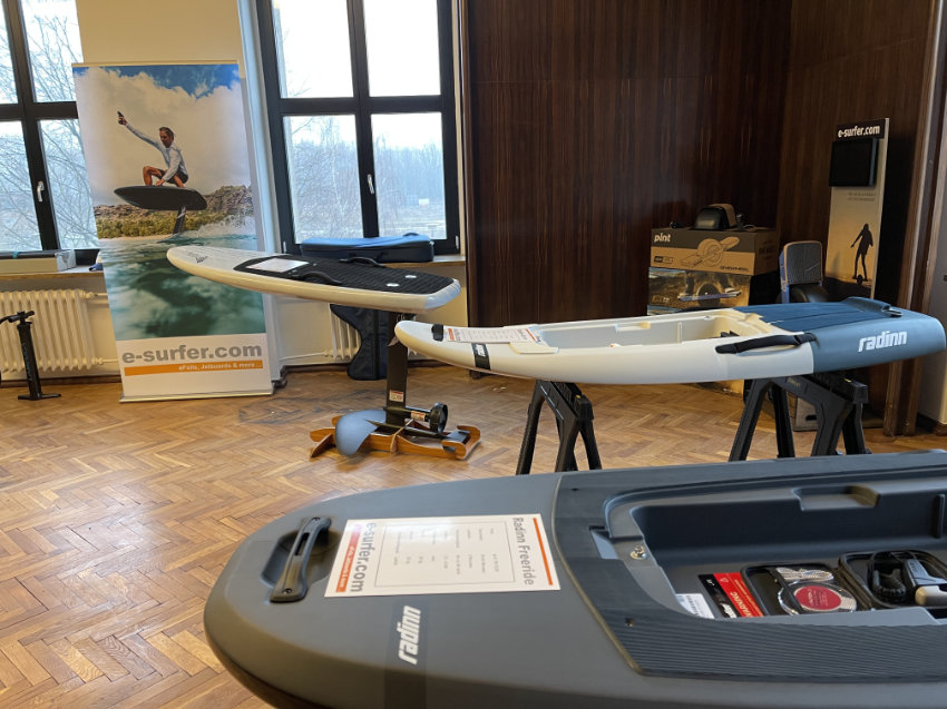 Kontakt: Showroom im Winter