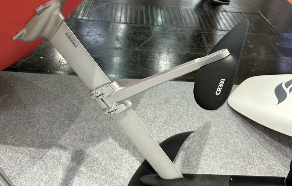 SiFly eFoil mit zweitem Stabilizer