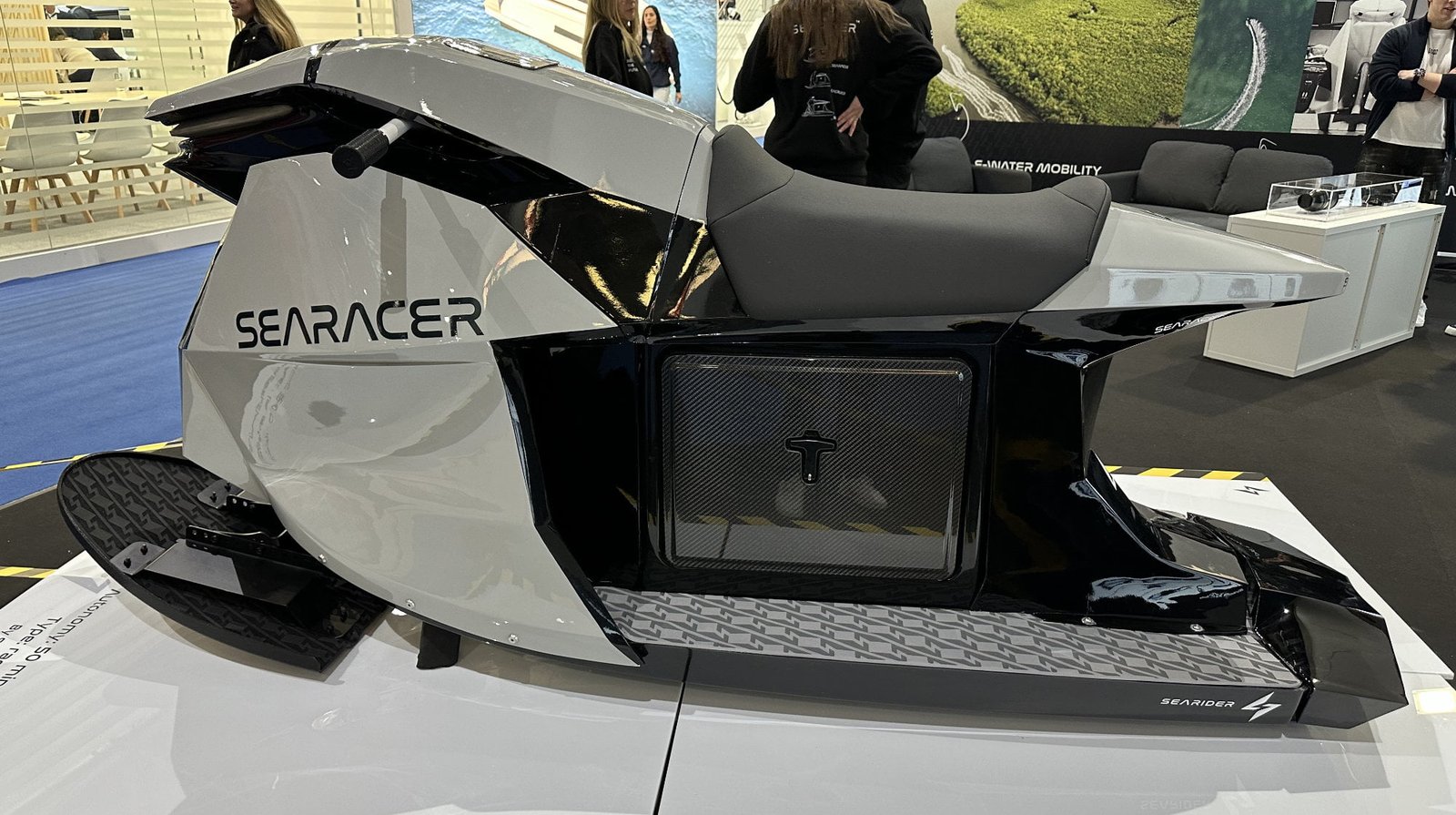 Searacer prototype of the Searider aqua bike at boot 2024