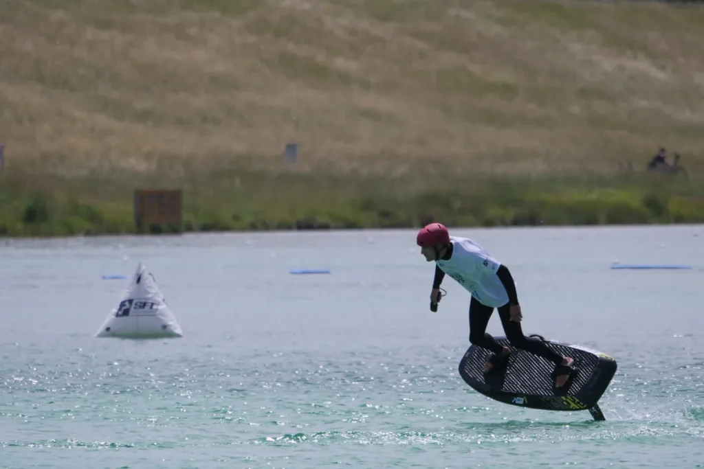 Clemens Kresser racing his eFoil — Aerofoils rider